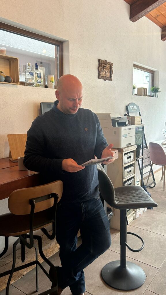 Nick looking slimmer at 90kg (198lbs)